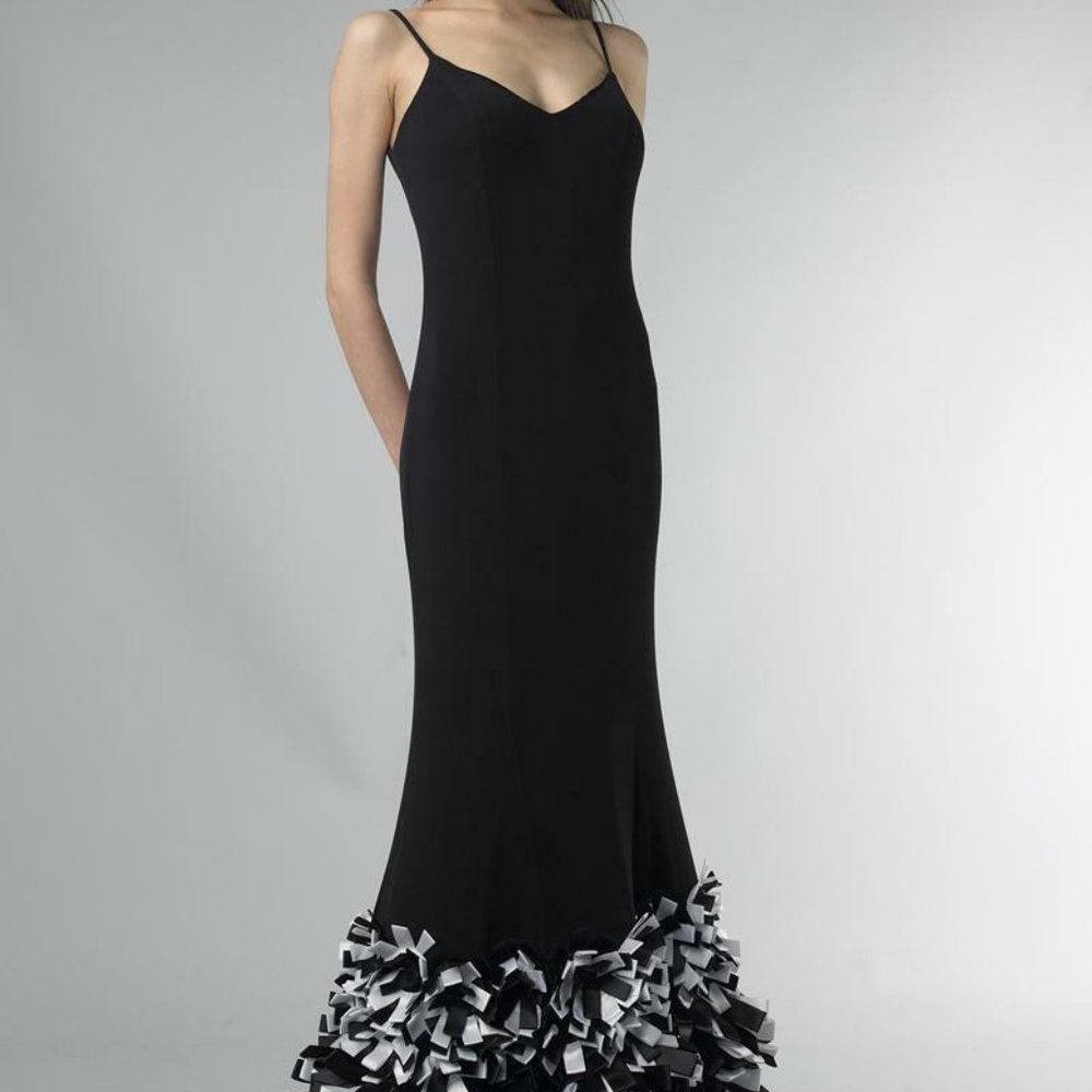 NWT BASIX Black Label Gown